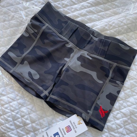 Compression Carry Shorts - Twilight Camo - Picture 8 of 9